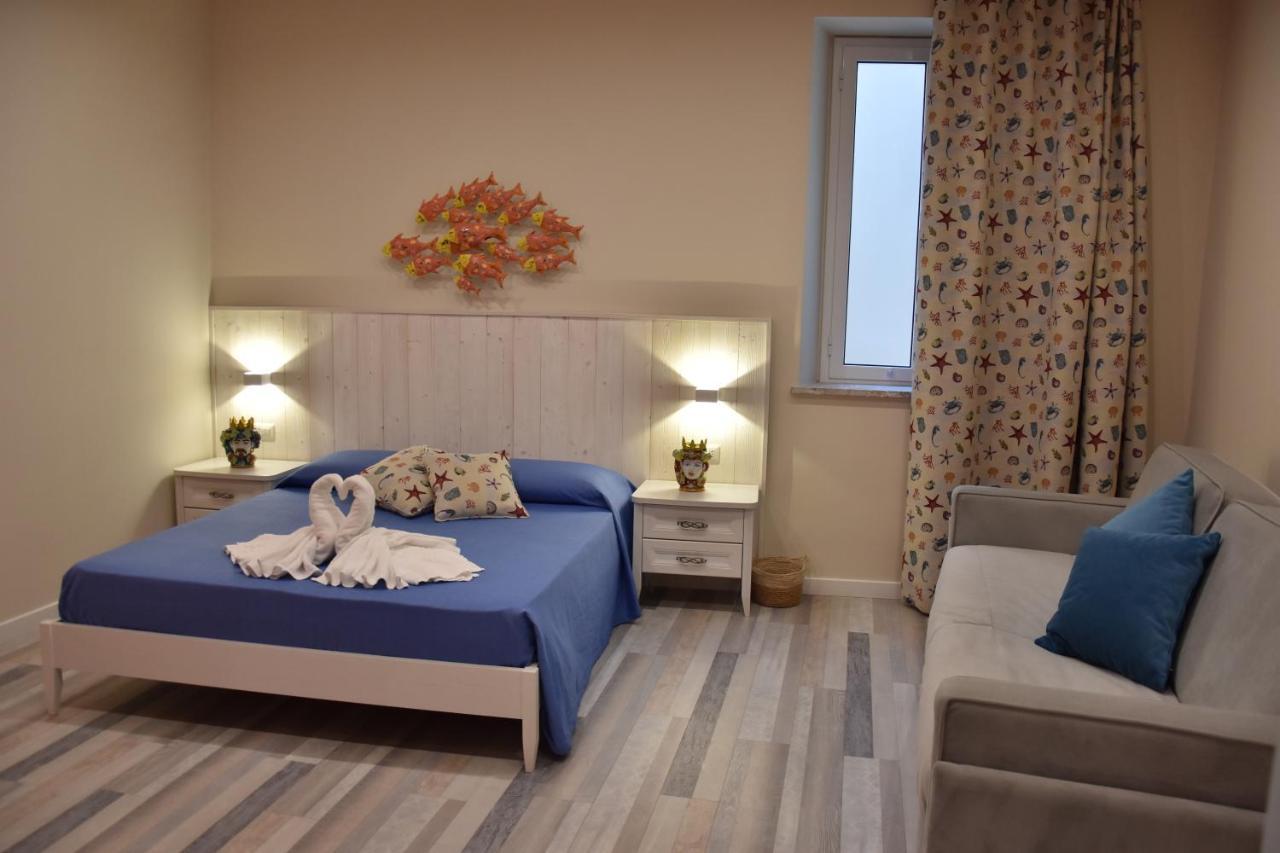 B&B Marina Blu Giardini Naxos Exteriér fotografie