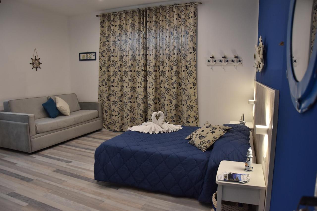 B&B Marina Blu Giardini Naxos Exteriér fotografie